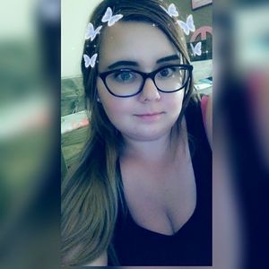 Meet your Posher, Bobbie